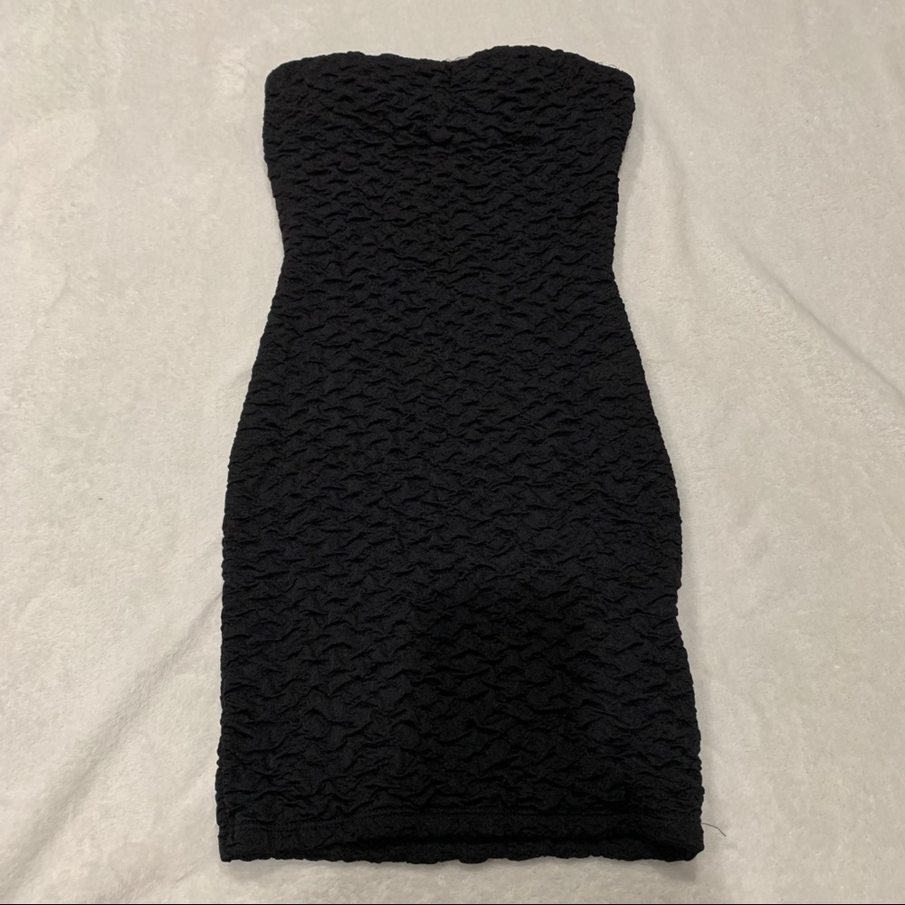 Charlotte Russe XS Black strapless midi dress